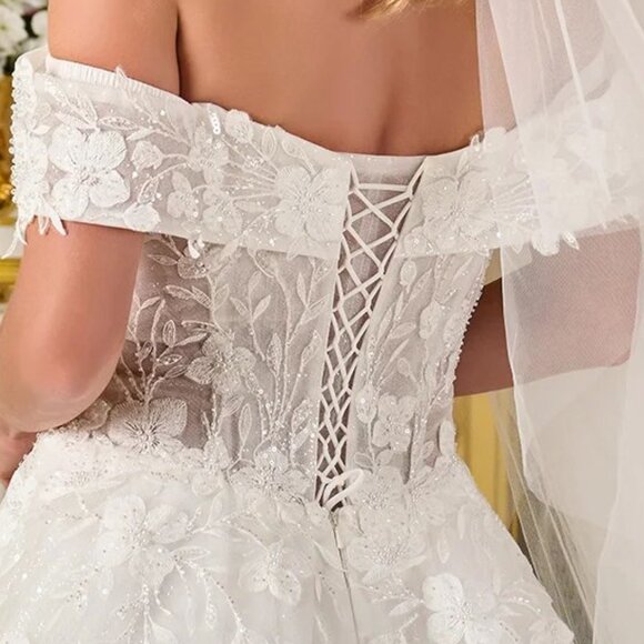 New Off The Shoulder Bridal Ball Gown w/ Floral Applqiue & Lace Up Back GL3821 - Picture 11 of 14